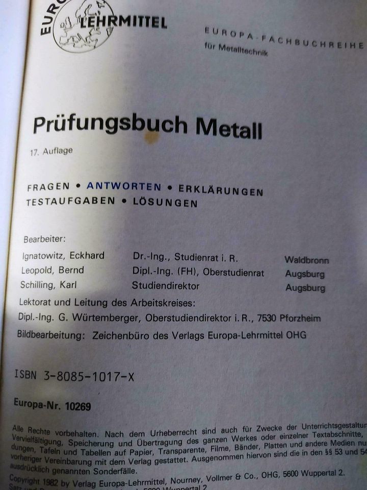 Prüfungsbuch Metall 17. Auflage in Rust