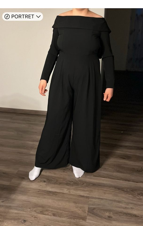 Jumpsuit Schwarz in Riedlingen