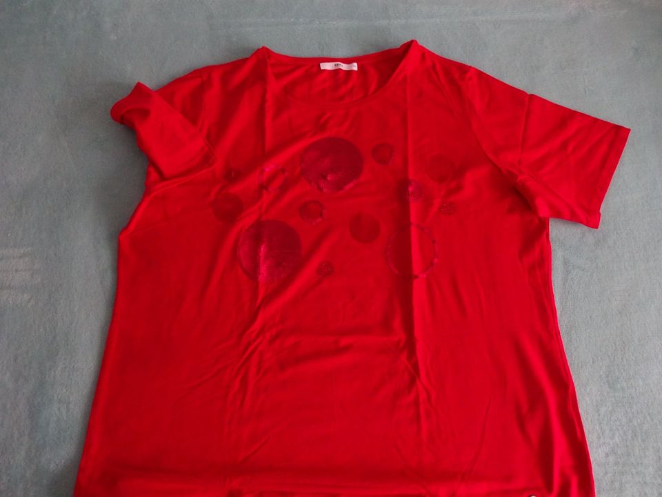 Rotes T-Shirt von Brax in Braunlage