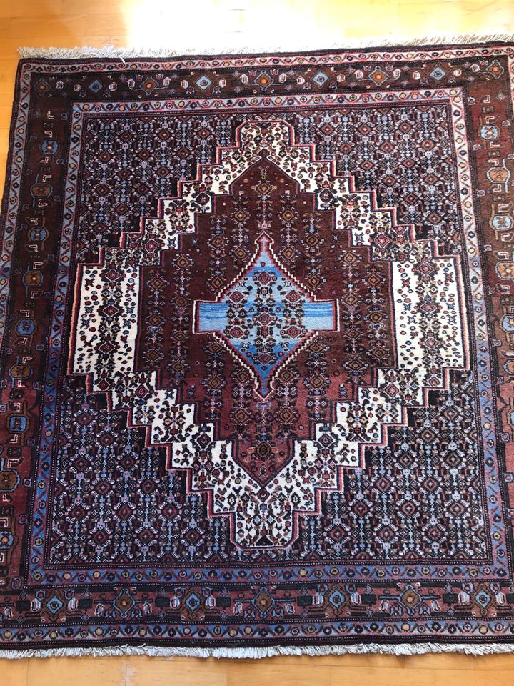 Orientteppich Persien/Iran 140cm x 127cm in München