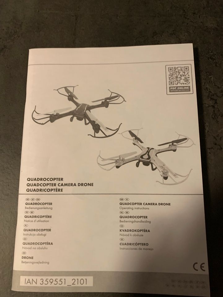 Quadrocopter/Drohne mit Kamera in Centrum