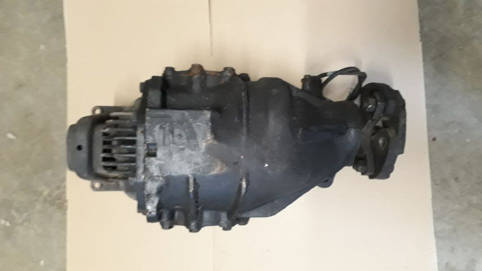 Mercedes W126 Differential Hinterachse 2,24 ABS 1263510901 in Geldern