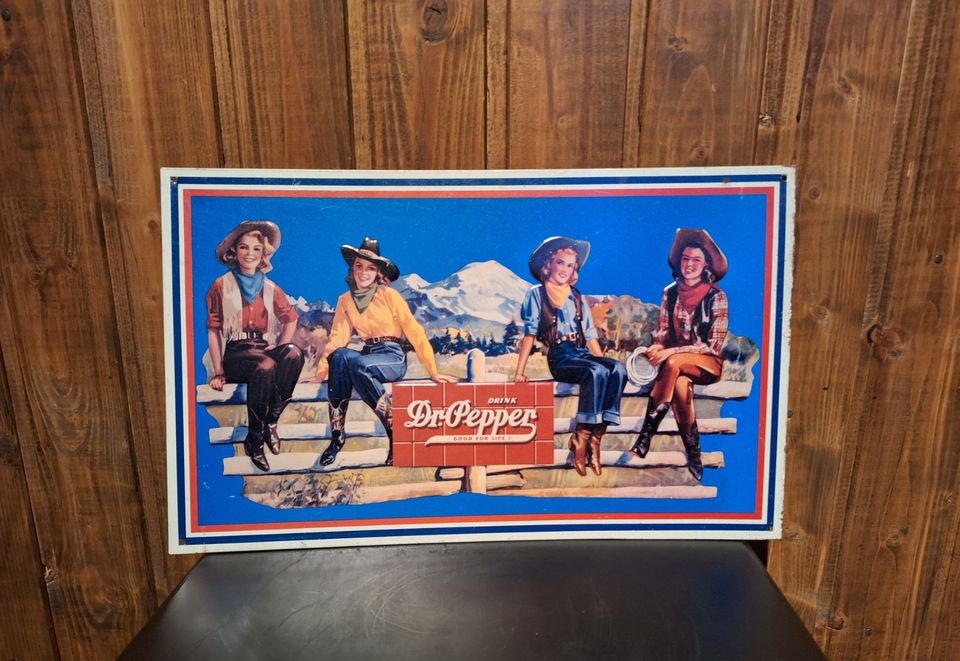 Dr. Pepper Drink Werbe Blechschild Werbung 41,5x25,5 Cowgirls in Heidelberg