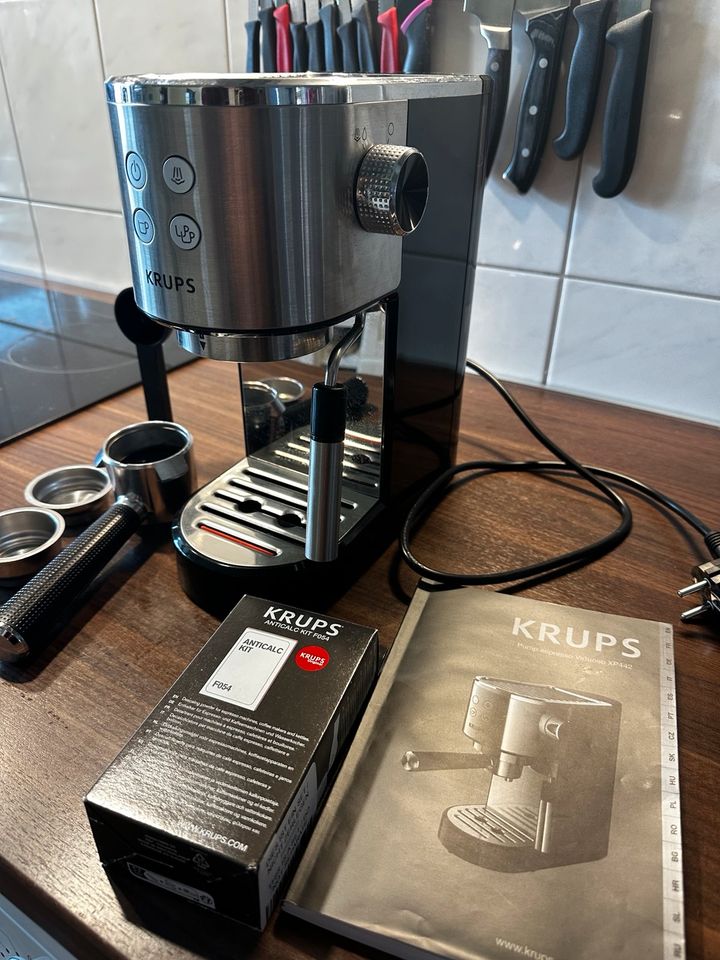 Krups Virtuoso Kaffeemaschine, Siebträgermaschine in Hannover -  Vahrenwald-List | Kaffeemaschine & Espressomaschine gebraucht kaufen | eBay  Kleinanzeigen ist jetzt Kleinanzeigen