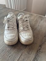Nike Air Sneaker Gr. 40,5 Hessen - Hanau Vorschau