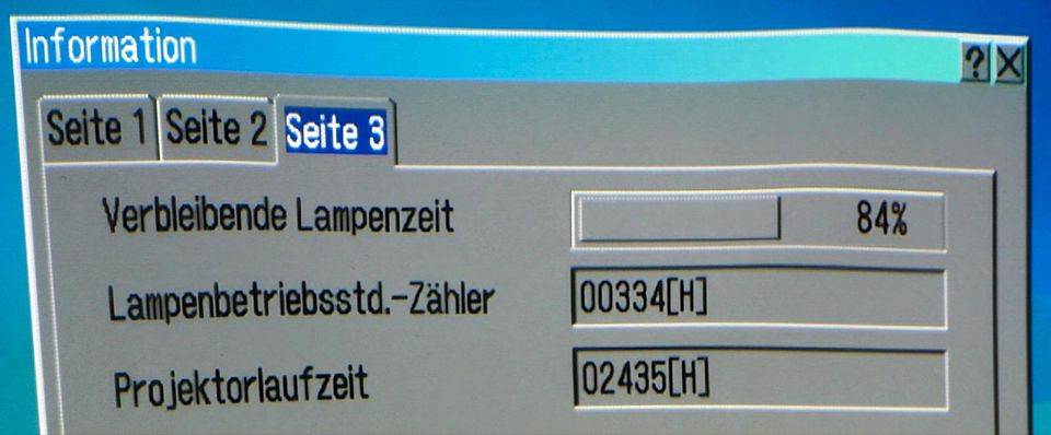 Beamer Projektor NEC LT220  DLP mit original Tasche in Berlin