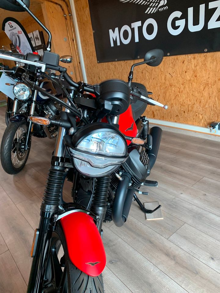 Moto Guzzi V7 850 Stone rot rosso sofort Verfügbar in Dorsten