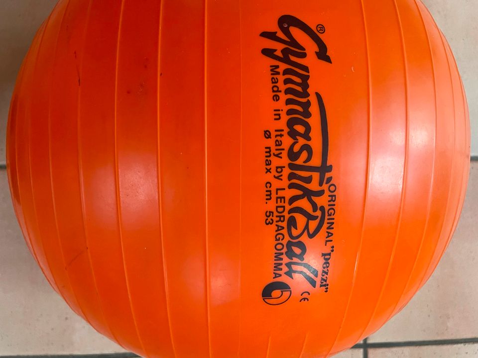 Kleiner Pezziball 53 cm in Altenahr