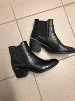 wie NEU‼️ Stiefel Stiefeletten Schuhe Gr. 36 Nordrhein-Westfalen - Olfen Vorschau