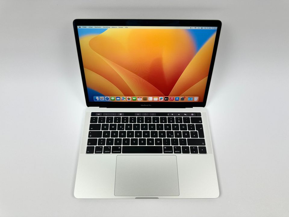 Apple MacBook Pro Retina TouchBar 13,3“ i5 2,4 Ghz 512 GB SSD 8 in Neuburg am Rhein