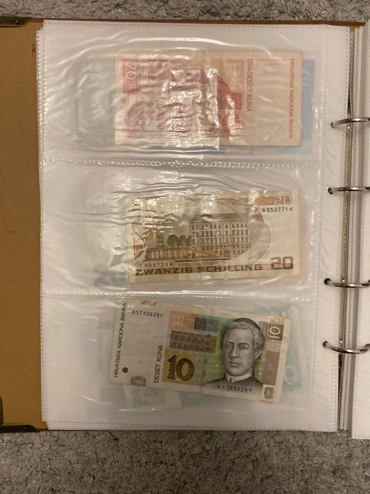 Aktuelle/alte Geldscheine aus verschiedenen Ländern in Zirndorf