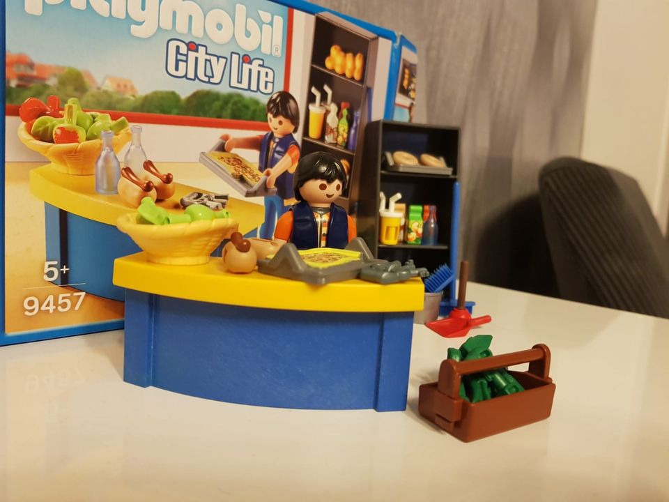 Playmobil Pferdestall zum Mitnehmen 5348 plus Kiosk 9457 in Eisenach