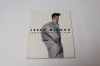 Issey Miyake Fotografien von Irving Penn Edition Stemmle 1988 Brandenburg - Templin Vorschau