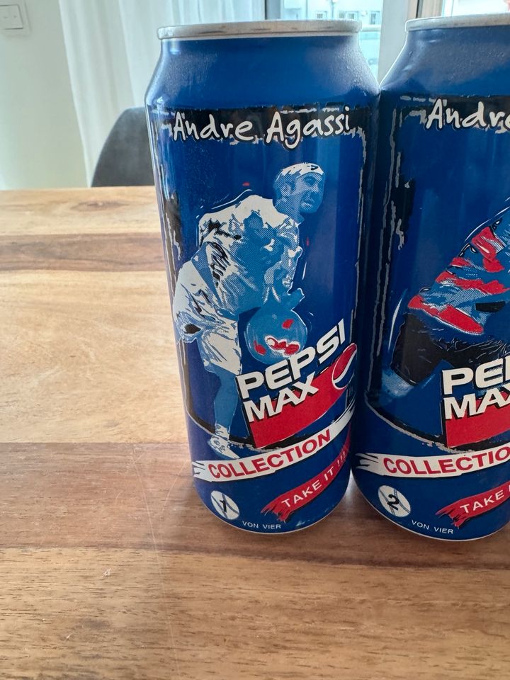 Pepsi Max Sammeldosen André Agassi Collection in Potsdam