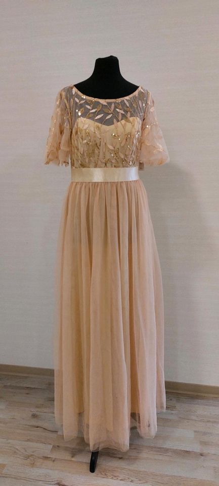 Neues Abendkleid in apricot, Gr. 38, ever pretty in Ankum