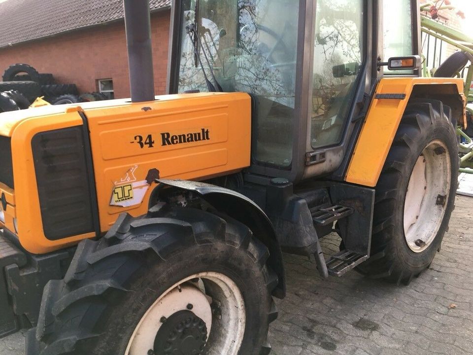 Suche Trecker Schlepper Renault Deutz Fendt IHC Case Fiat in Wagenfeld