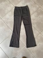 Schlaghose / Leggings - Gr 152 Nordrhein-Westfalen - Neuss Vorschau