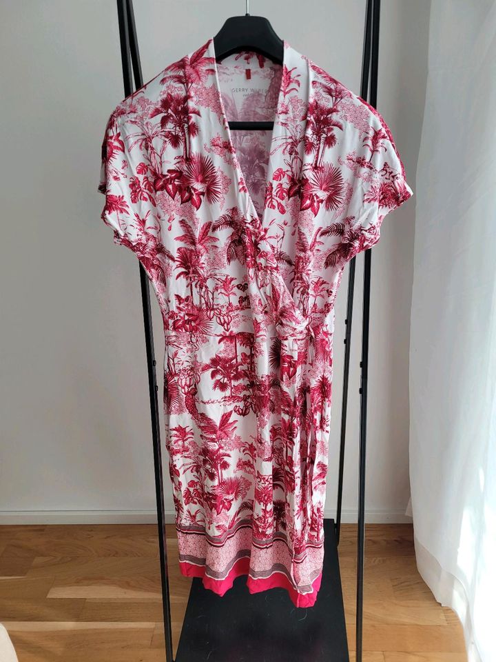 Midi Kleid von Gerry Weber Gr. 40 in Frankfurt am Main