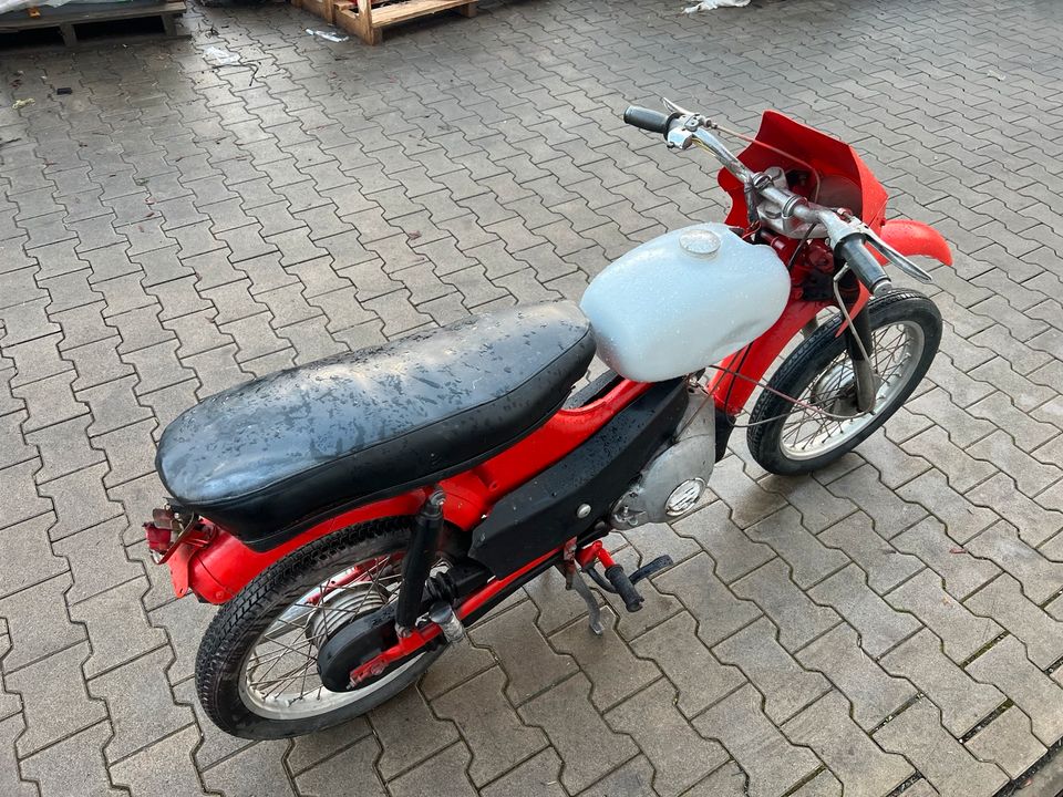 Simson Star SR4-2 1965 Moped Mofa Roller IFA E8 in Osterweddingen