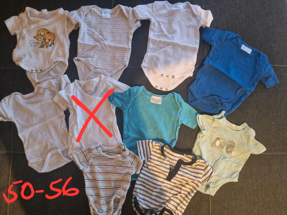 Schöne Babysachen/ Jungen in Bickenriede