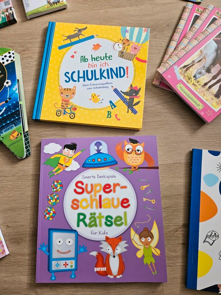 Einschulung Schulstart Übungshefte Stifte Radierer vieles Neu! in Essen