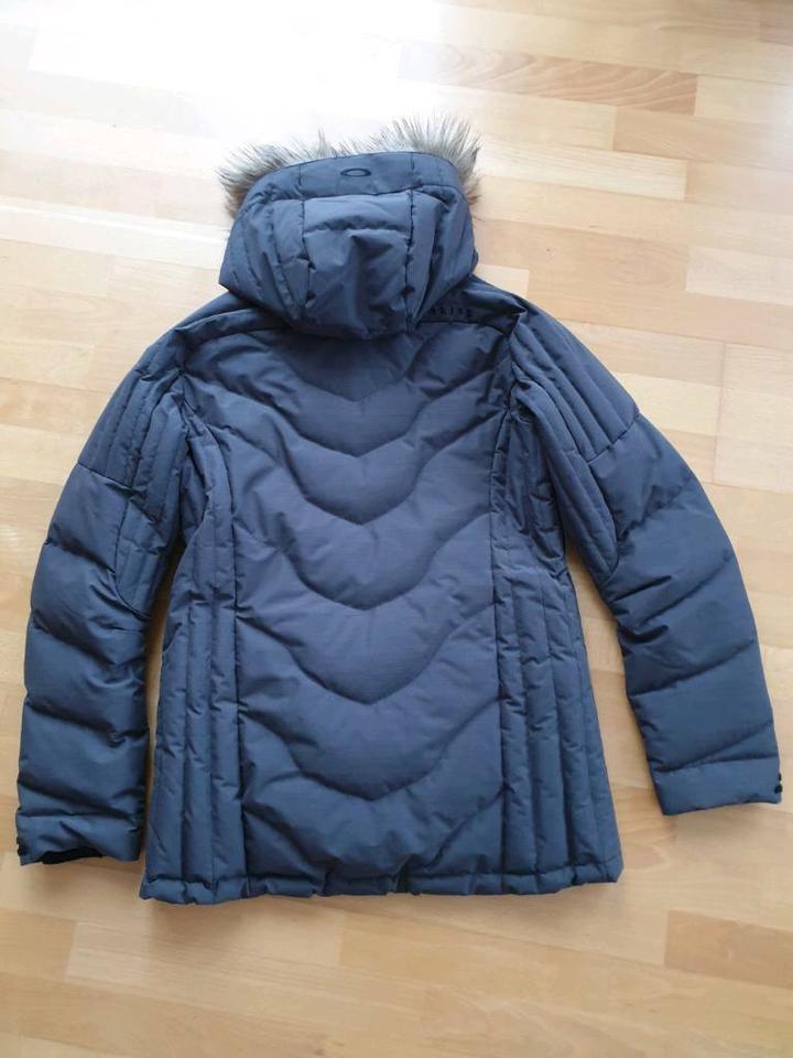 Oakley Damen Daunenjacke Ski Snowboard Größe L - wie neu in Waiblingen