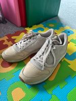 Reebok Classic Damen Beige Roségold Nordrhein-Westfalen - Solingen Vorschau