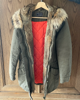 IQ Berlin Parka khaki grün oliv Fell Pelz Gr 42 Kr. München - Straßlach-Dingharting Vorschau