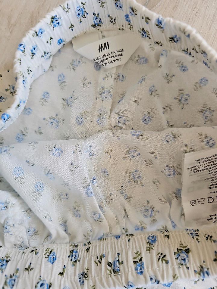 Kurze Hosen Shorts H&M Gr. 140 in Falkenstein/Vogtland