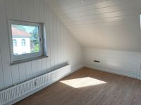 Gemütliche 1-Zimmer Dachgeschoss Wohnung langfristig zu vermieten Niedersachsen - Elze Vorschau