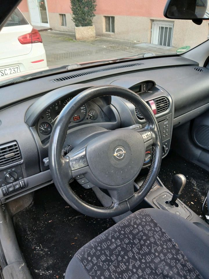 Opel Corsa C Automatik in Burscheid