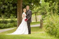 Brautkleid Hochzeitskleid ivory rote Stickerei A-Linie Gr. 38/40 Baden-Württemberg - Bretzfeld Vorschau