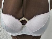 wattierter Schalen BH Push up Spitze 75 B Seide weiß rosé ❤️NEU❤️ Kr. Altötting - Burgkirchen Vorschau