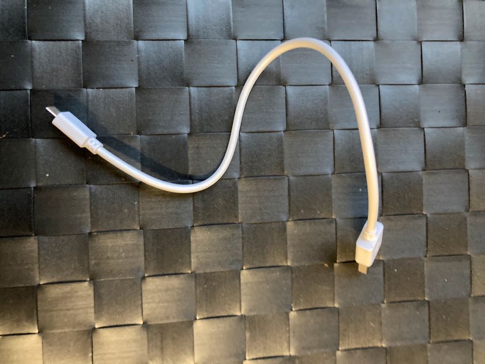 Klinkenstecker und USB Kabel in Neustadt in Holstein