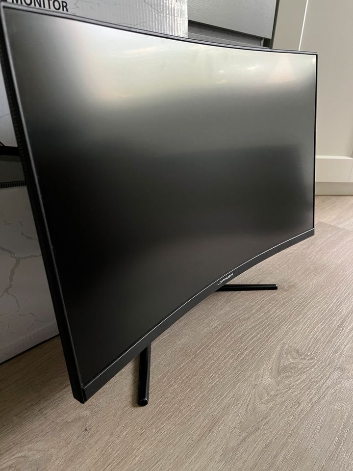 LC-Power Curved Gaming Monitor | 27 Zoll | 165Hz | 4ms | Schwarz in Wustermark
