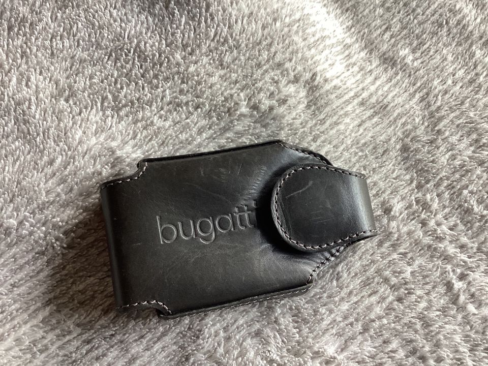 Bugatti Etui Edel Hülle schwarz slim case handmade leder vintage in Kirn