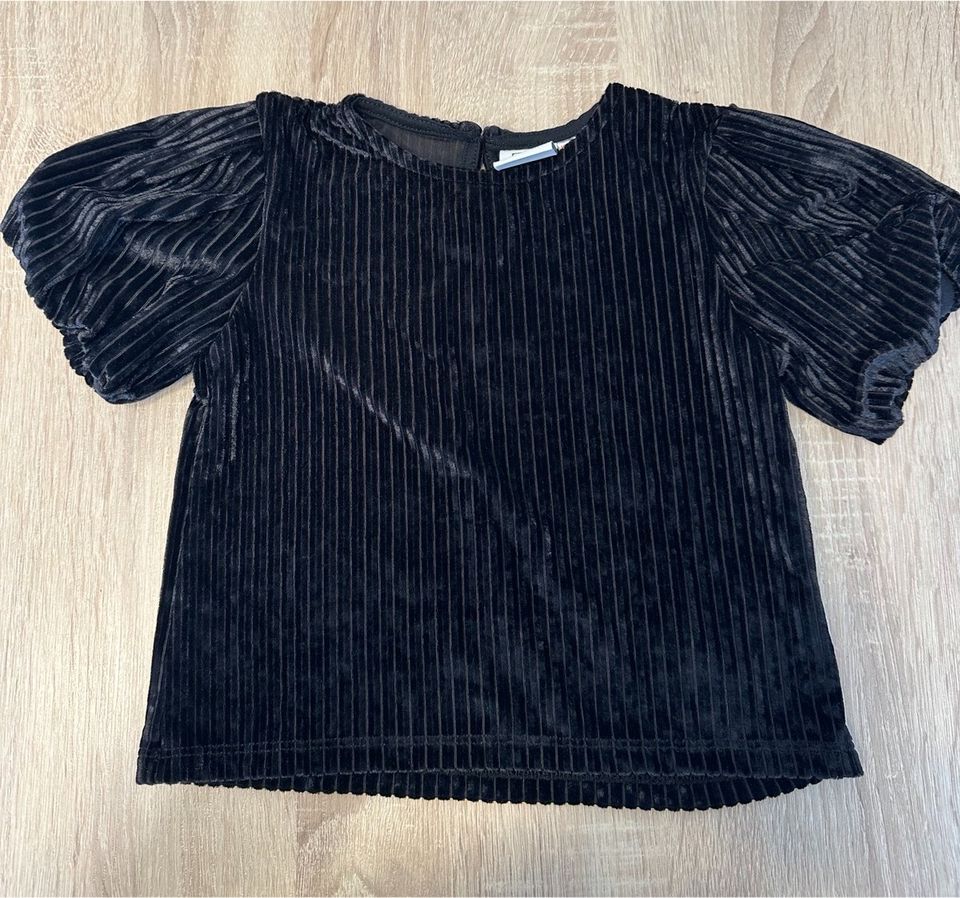 Neue Bluse Gr. 86 von Zara in Legden