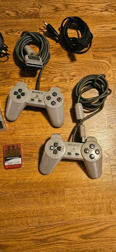 Sony PlayStation 1 ONE PS1 in Einbeck