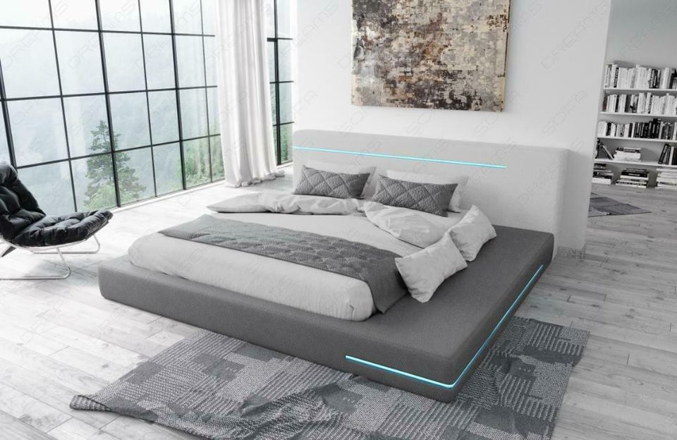 Komplettbett Rimini Designerbett Komplettes Bett mit Matratze LED in Berlin