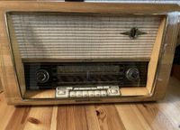 Radio, Retro, Löwe, inkl. Papiere, Großmutters Dachboden Hessen - Rüsselsheim Vorschau