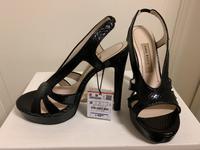 Zara Plateau High Heels Schwarz 38 Neu Nordrhein-Westfalen - Kleve Vorschau