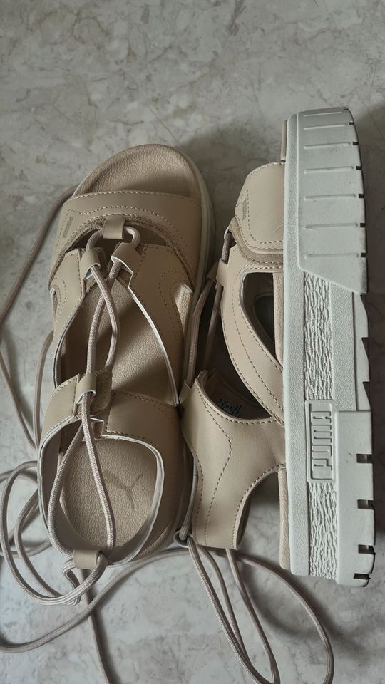 Puma Sandalen Mayze beige in Hersbruck