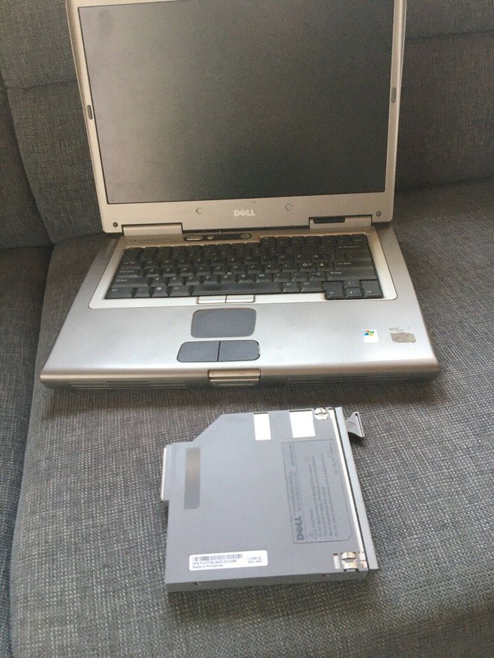 Dell Laptop in Buch a. Wald