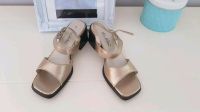 Schuhe Sandalen Sommerschuhe Gold  Größe 40 Häfen - Bremerhaven Vorschau