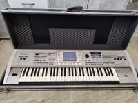 Roland Discover 5 Keyboard im soliden Transportcase Saarland - Homburg Vorschau