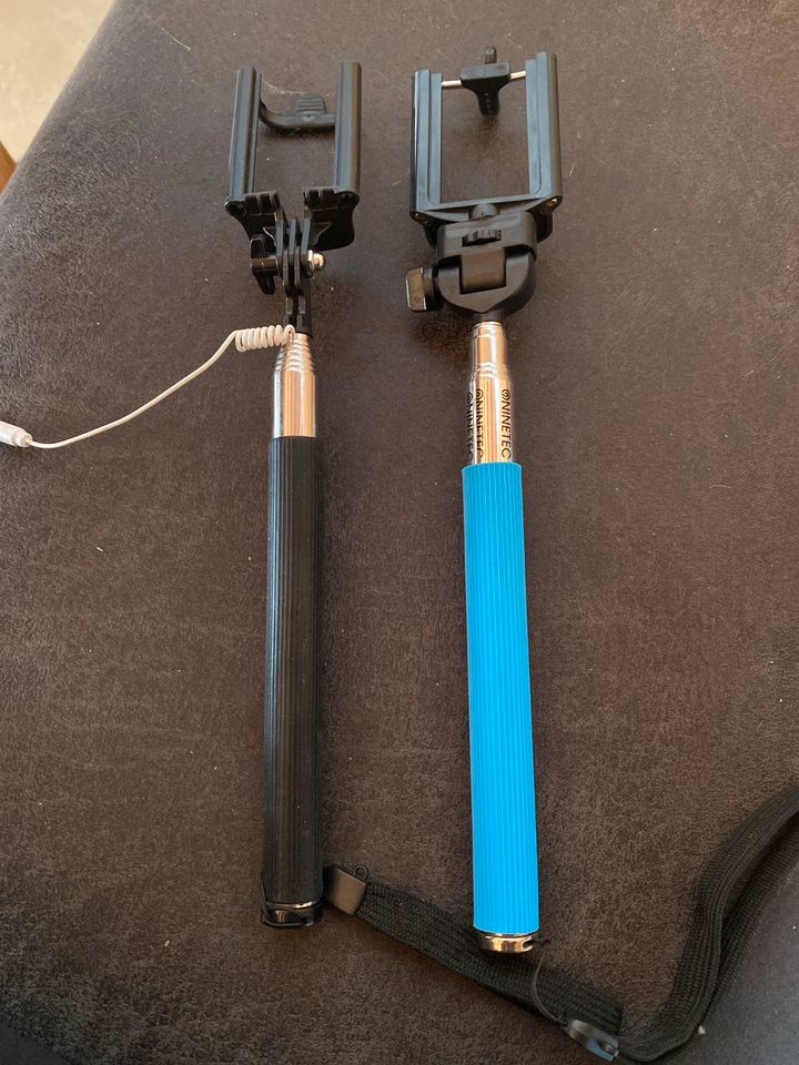 2 Selfie Sticks fürs Handy in Reitzenhain