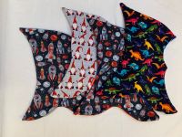 Schalmütze wintermütze jungen Dinos Raketen handmade Wichtel warm Bayern - Altdorf bei Nürnberg Vorschau