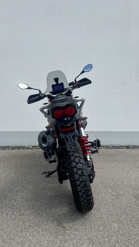 Moto Guzzi V85 TT E5+ ABS in Jengen