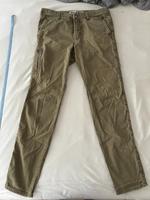 Gap Hose Grün mit Loch Bonn - Nordstadt  Vorschau