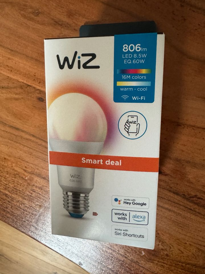 WiZ LED Glühlampe E27 Smarthome in Fell